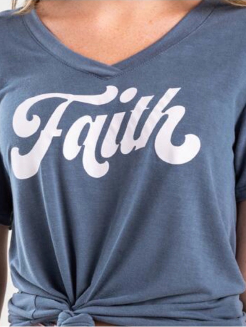 📌🆕 “FAITH” • V-Neck • T-shirt